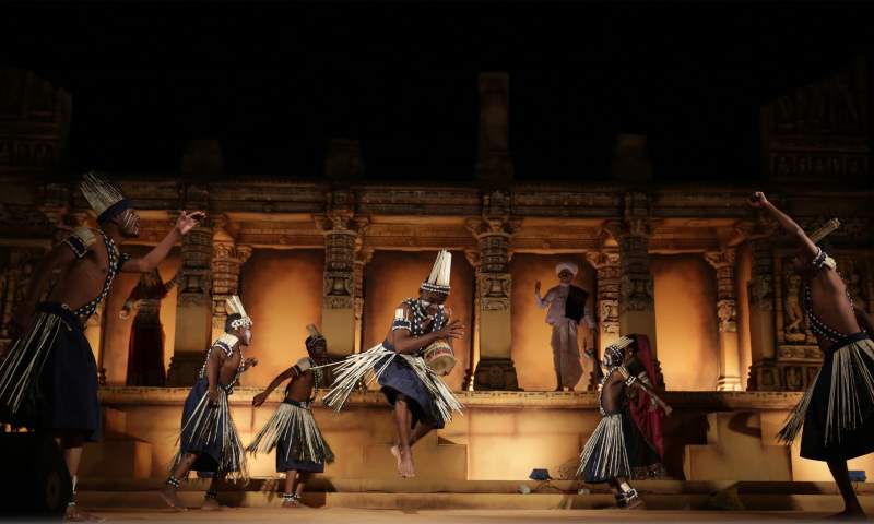 cultural activities at Rann Utsav